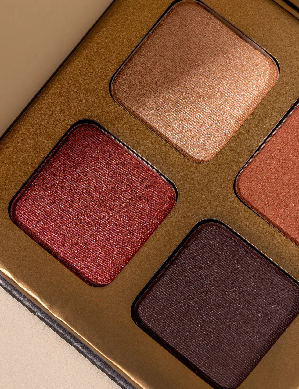 quad eyeshawdow flower 4